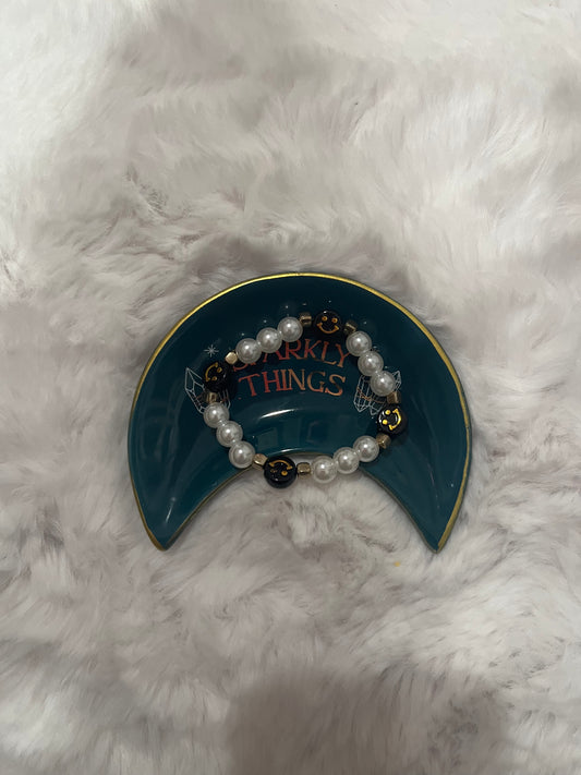 Darkest smiles bracelet✰